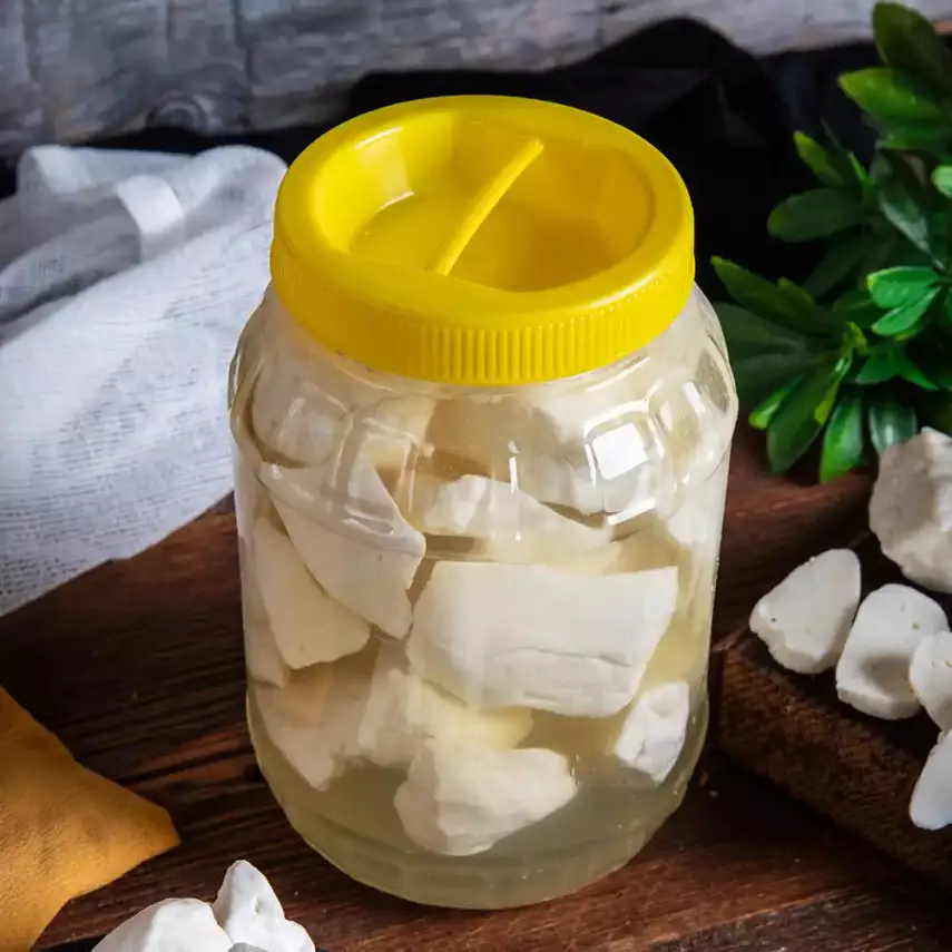 İnek | Antep Peyniri | Az Tuzlu Salamura | 750 g Bidon - 3