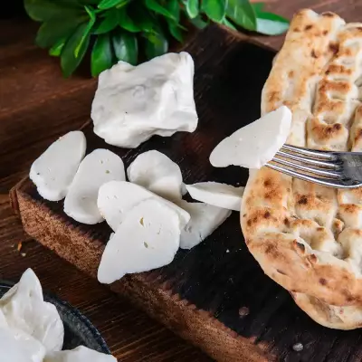 Keçi Antep Peyniri | Az Tuzlu Salamura | 750 g Bidon - 2