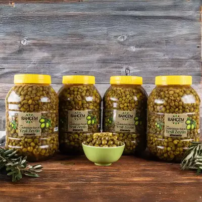 4 Adet X Antep Usulü Çekirdeksiz Barak Yeşil Zeytin 4500 cc Bidon