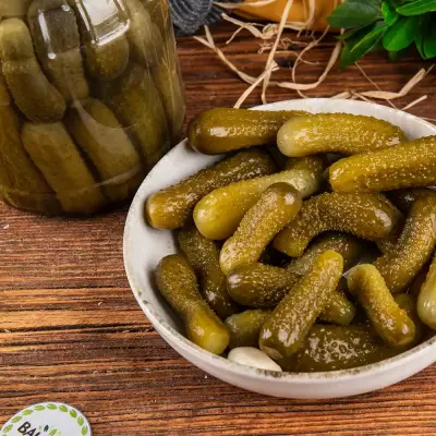 Antep Usulü Kornişon Turşusu 1750 cc Bidon - 2