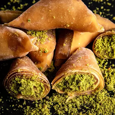 Bol Antep Fıstıklı Muska Pestil - 3