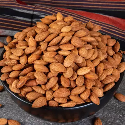 Kayısı Çekirdeği